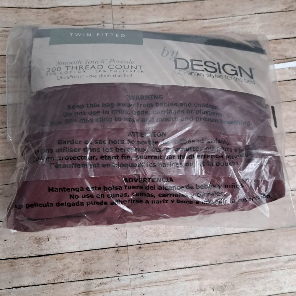 By Design JCPenney Styles For The Bed  200C Burgandy Twin Fitted Sheet